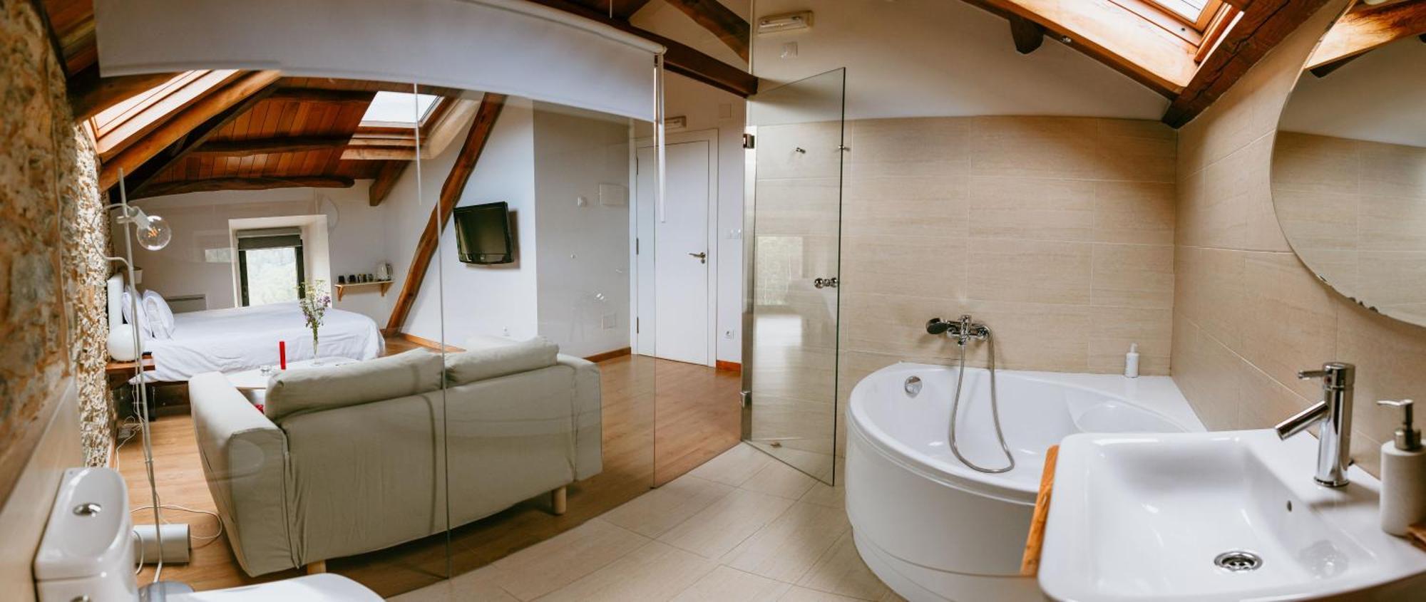 Hotel El Castano Dormilon Santa Marta de Ortigueira Dış mekan fotoğraf