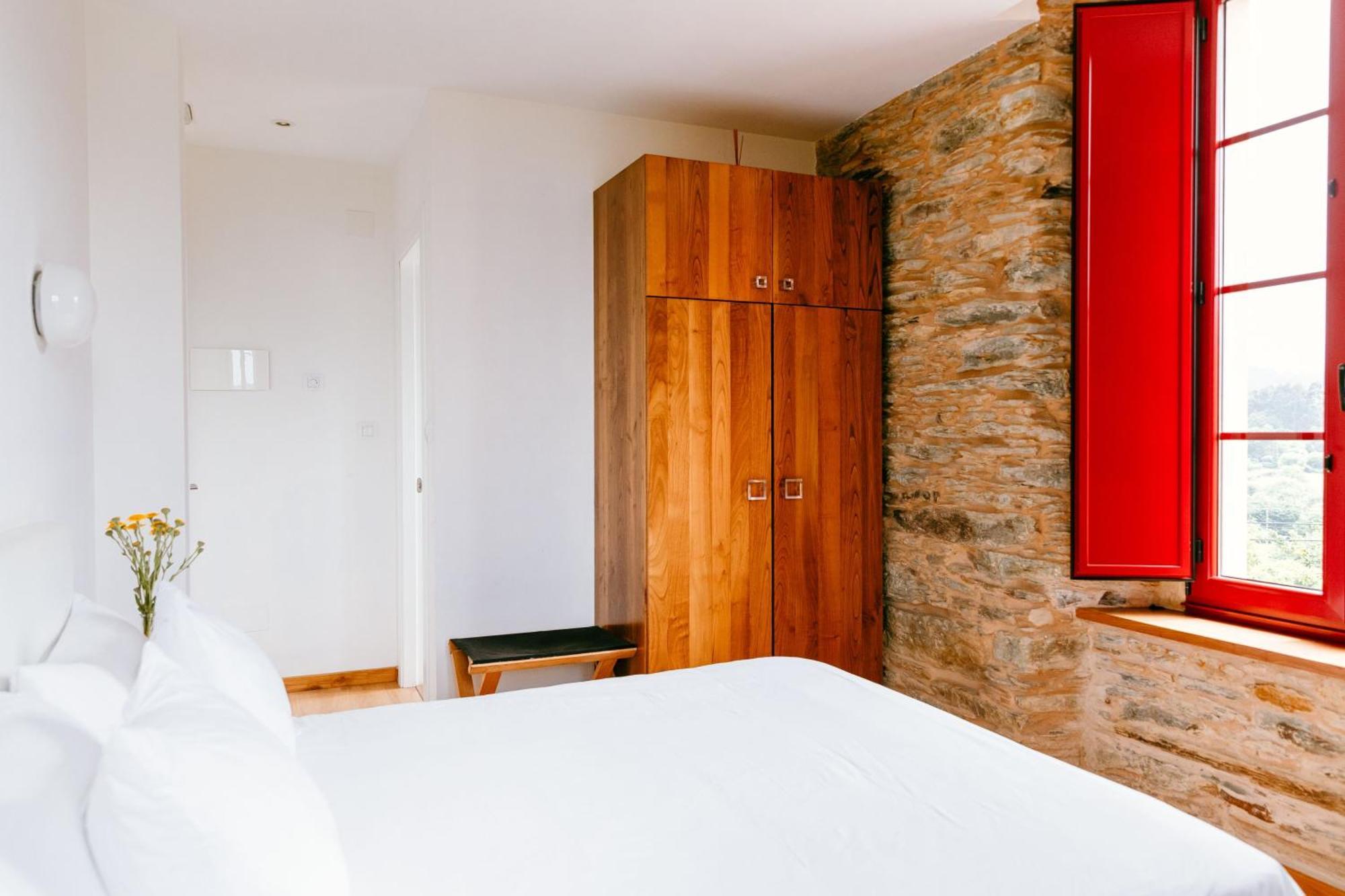 Hotel El Castano Dormilon Santa Marta de Ortigueira Dış mekan fotoğraf