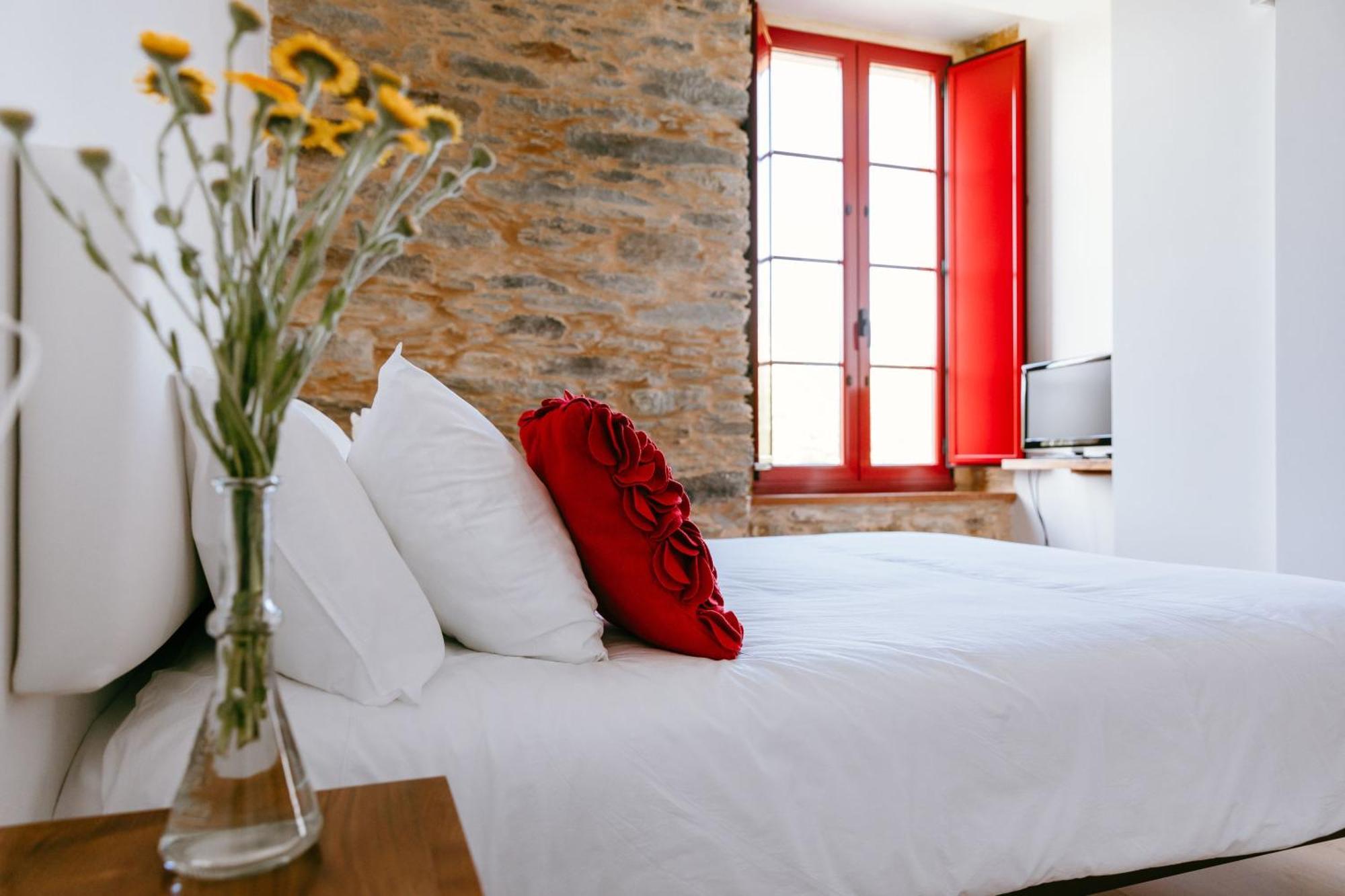 Hotel El Castano Dormilon Santa Marta de Ortigueira Dış mekan fotoğraf
