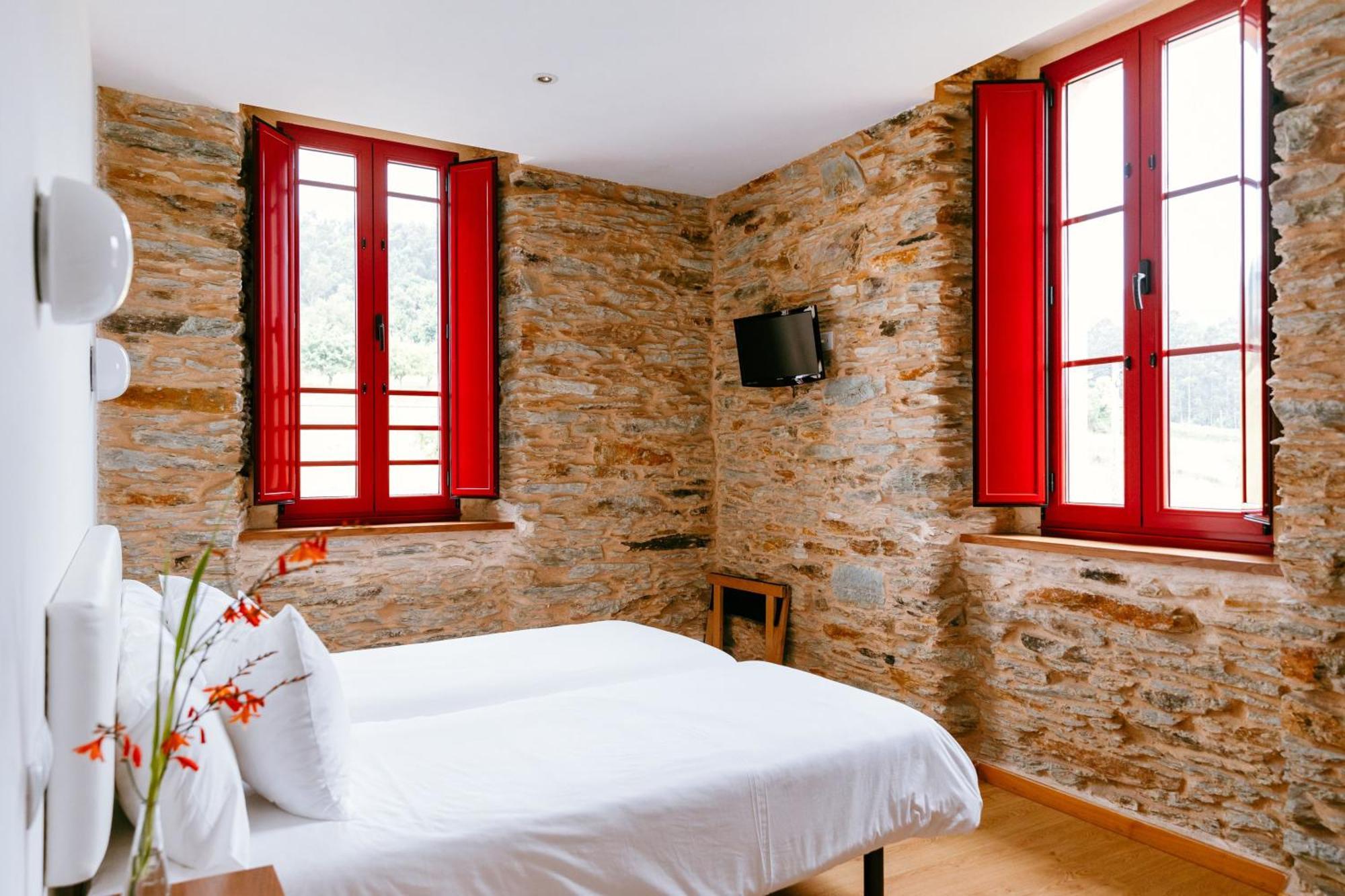 Hotel El Castano Dormilon Santa Marta de Ortigueira Dış mekan fotoğraf