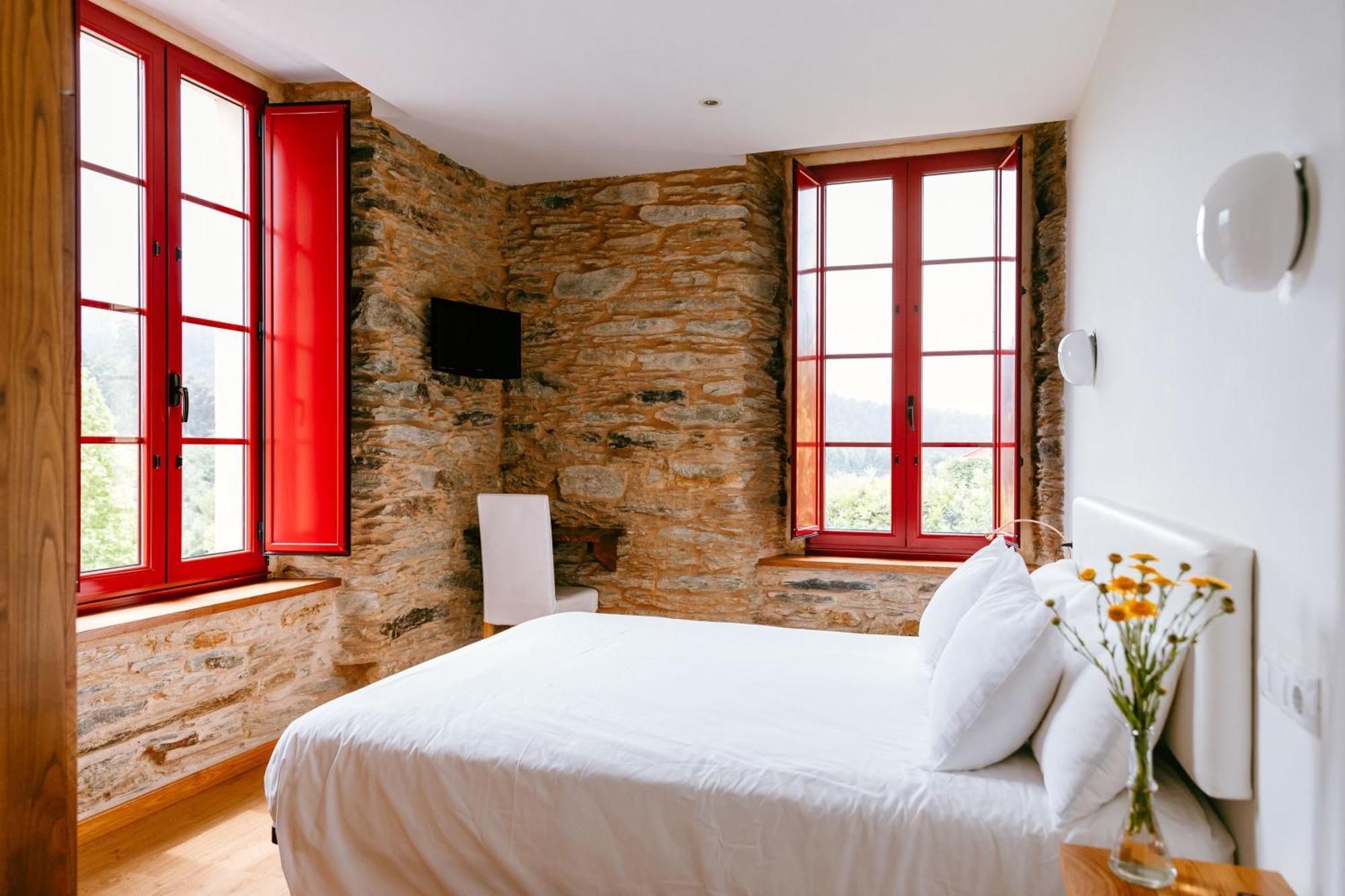 Hotel El Castano Dormilon Santa Marta de Ortigueira Dış mekan fotoğraf