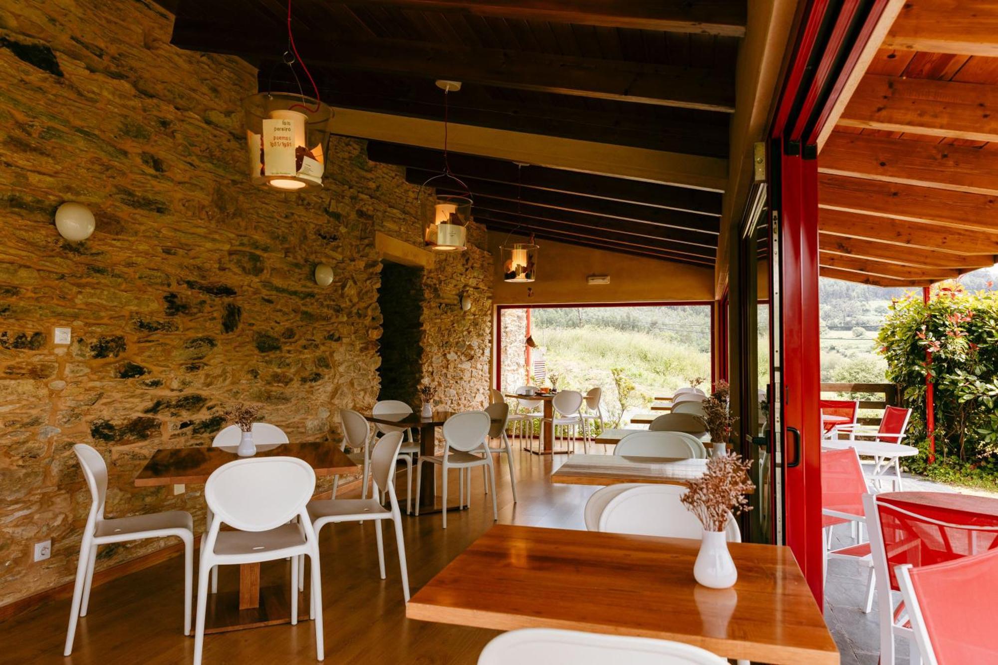 Hotel El Castano Dormilon Santa Marta de Ortigueira Dış mekan fotoğraf